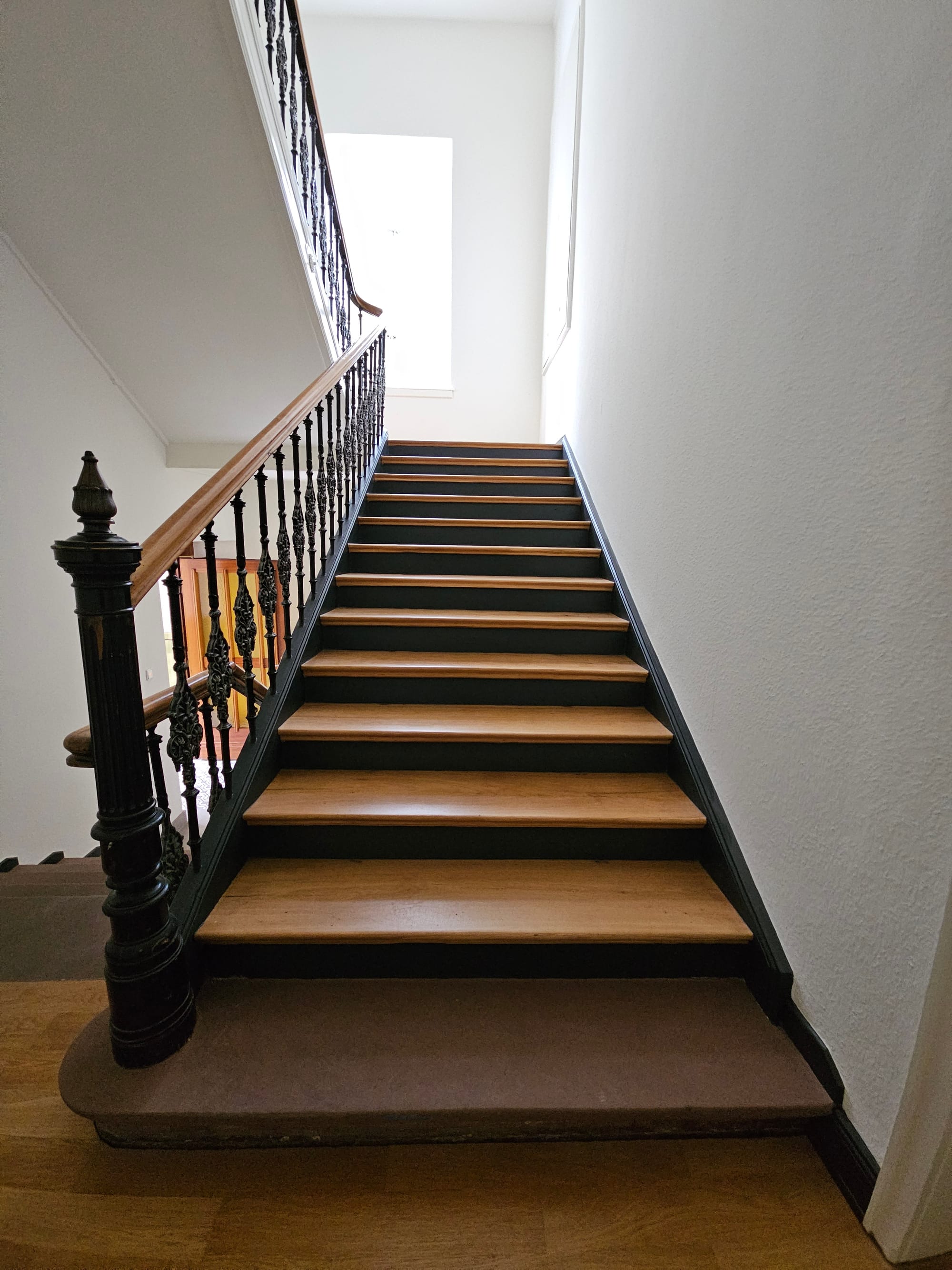 beautiful 1 BR w/ its garden being connected to the Kurpark