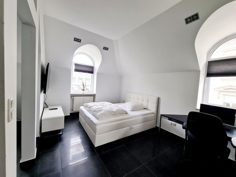 Stylish fully furnished apartment in first class location