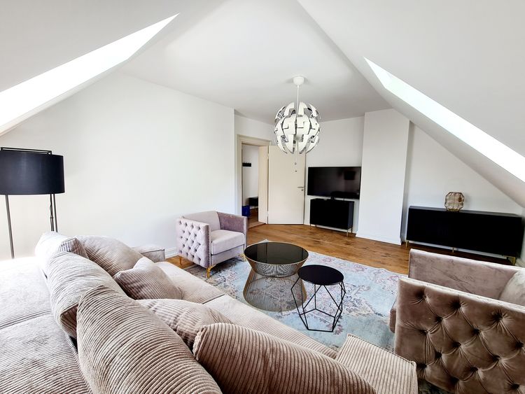 brand new furnished 2-3 bedroom in first class location!