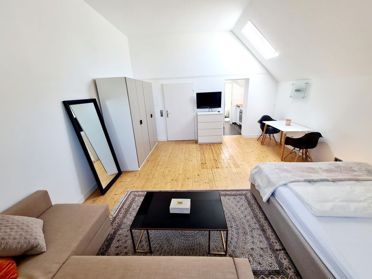 Fully furnished apartment in first class location