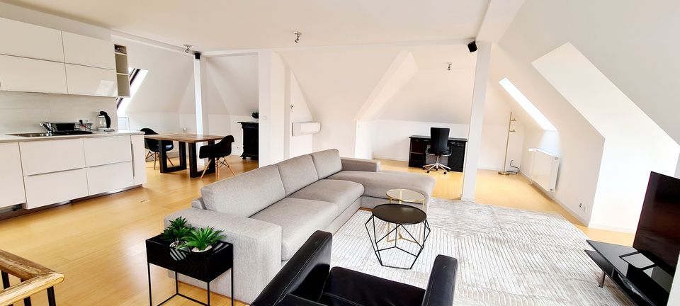 2 Bedroom Apartment in castle-like Villa